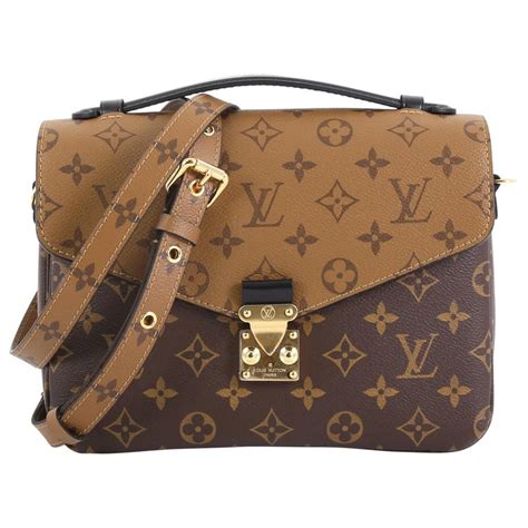 louis vuitton pochette metis zwart prijs|Louis Vuitton reverse pochette metis.